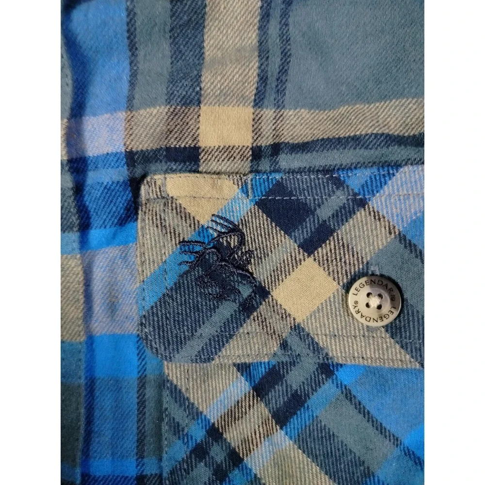 Legendary Whitetails Jacket Mens Large Blue Plaid Flannel Hooded Quilted Shacket